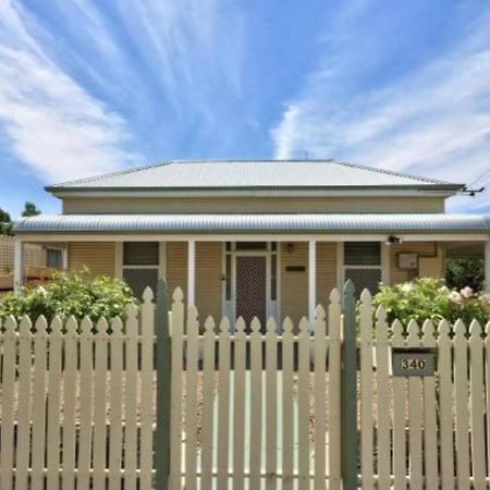 Maeville Cottage Broken Hill Dış mekan fotoğraf